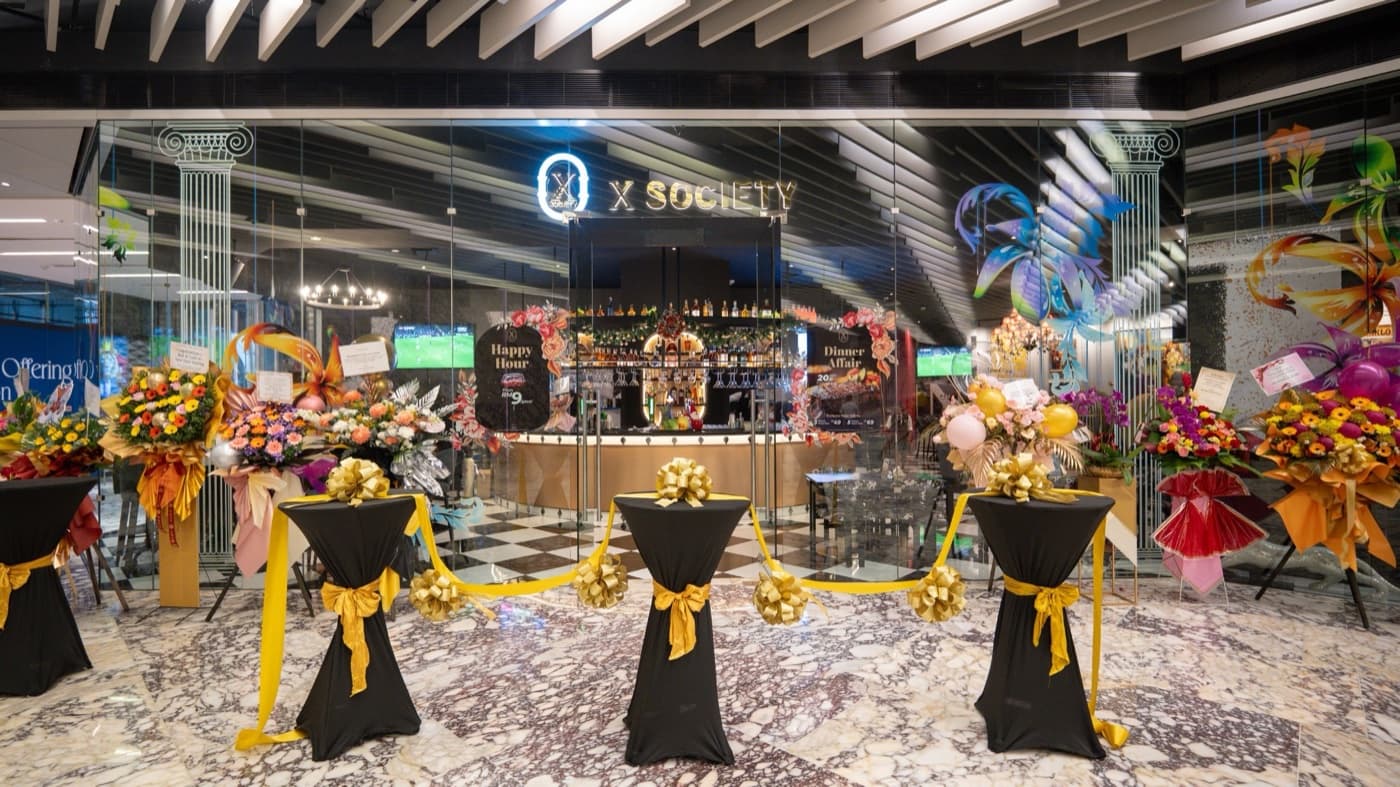 X Society bar and lounge at Exchange 106, TRX